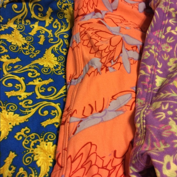 LuLaRoe bundle of 20 one size leggings . - Picture 8 of 8